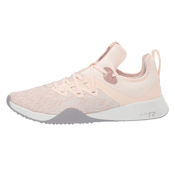Nike Shoes - NIB Nike Foundation Elite 10 Womens